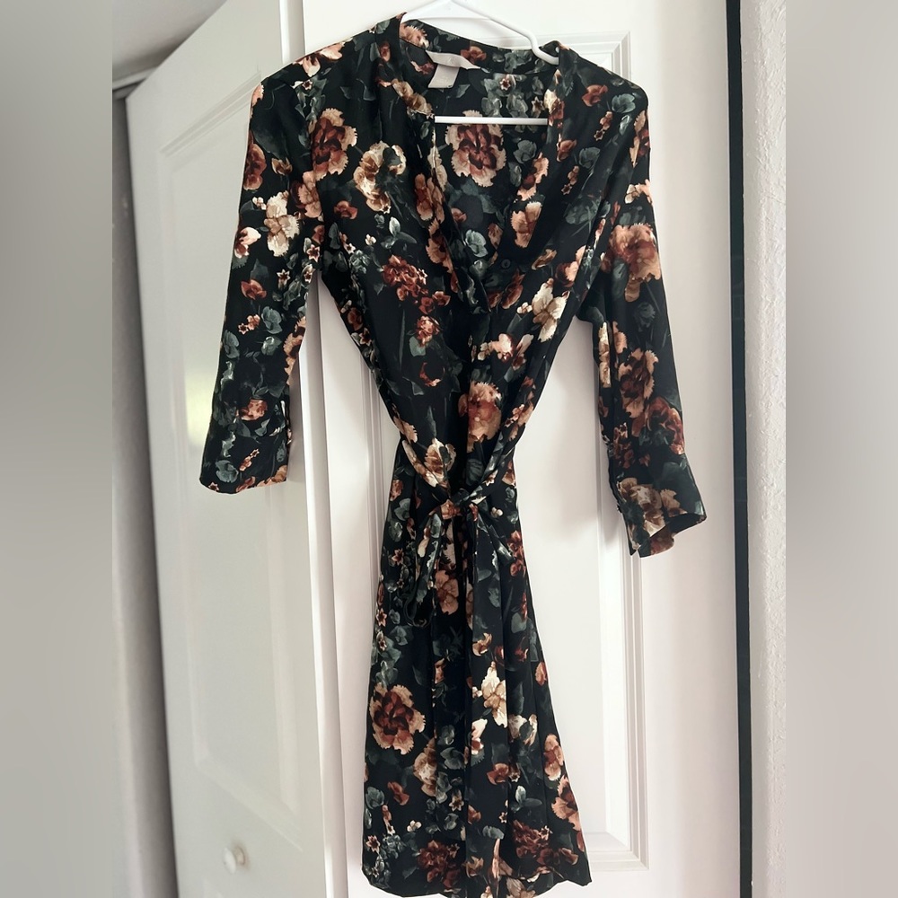 H&M floral dress Size 4